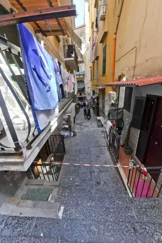 esplosione in un appartamento a napoli 2