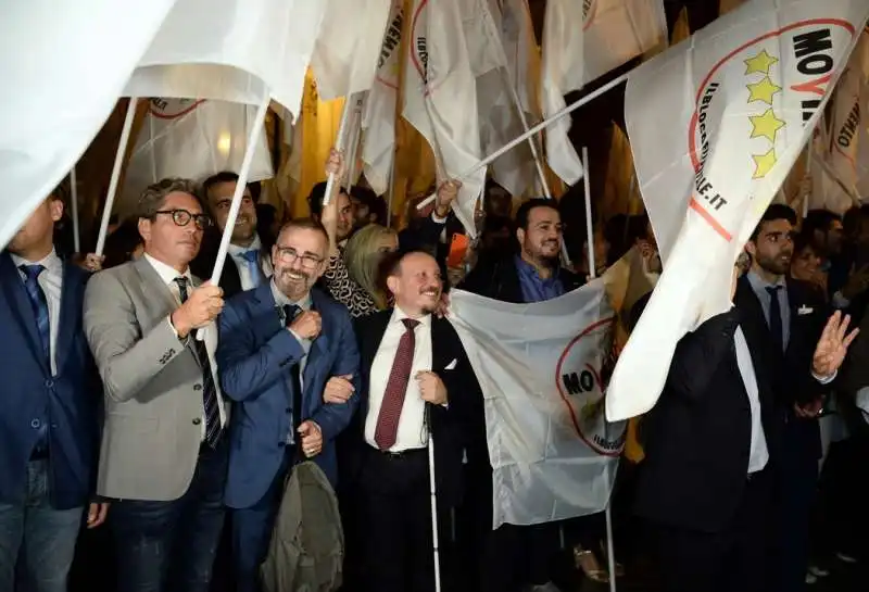 festa m5s per il def 3