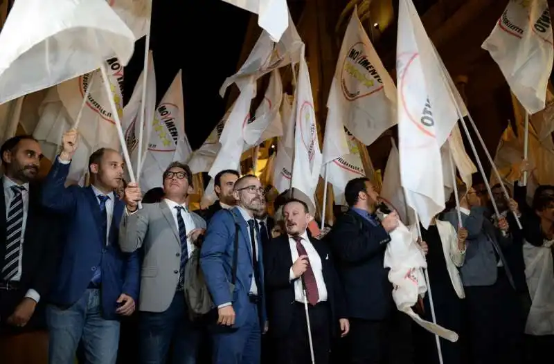 festa m5s per il def 5