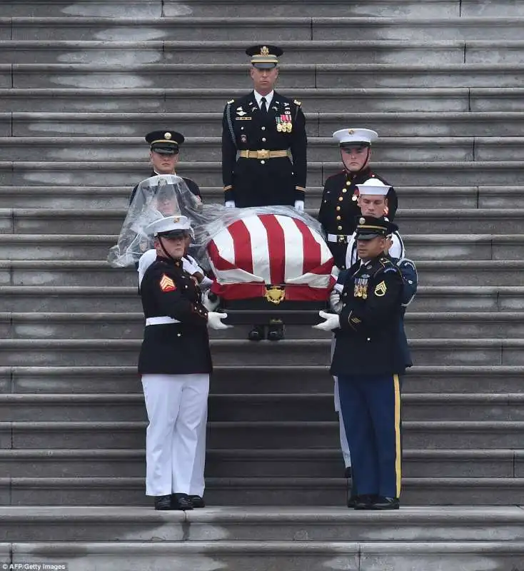 funerali john mccain