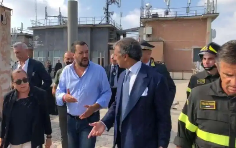 SALVINI ALL'HOTEL HOUSE