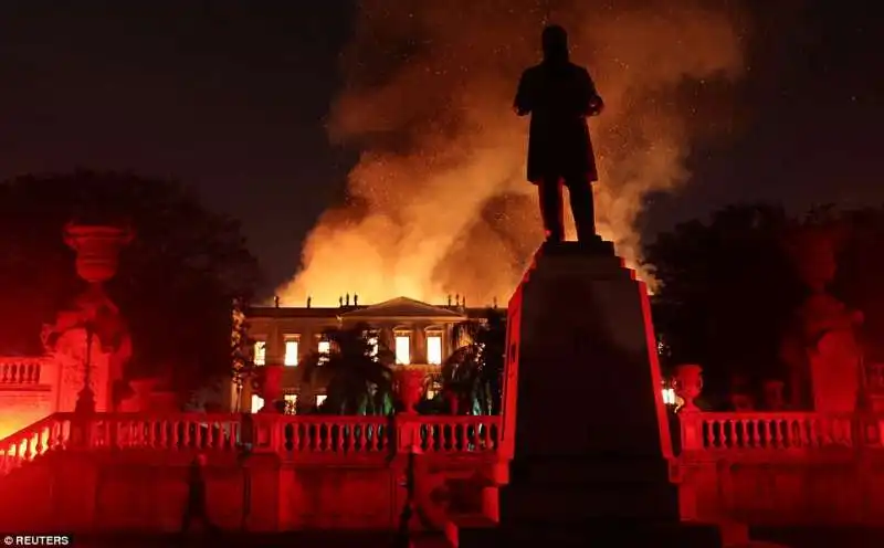 incendio museo nazionale rio de janeiro 18