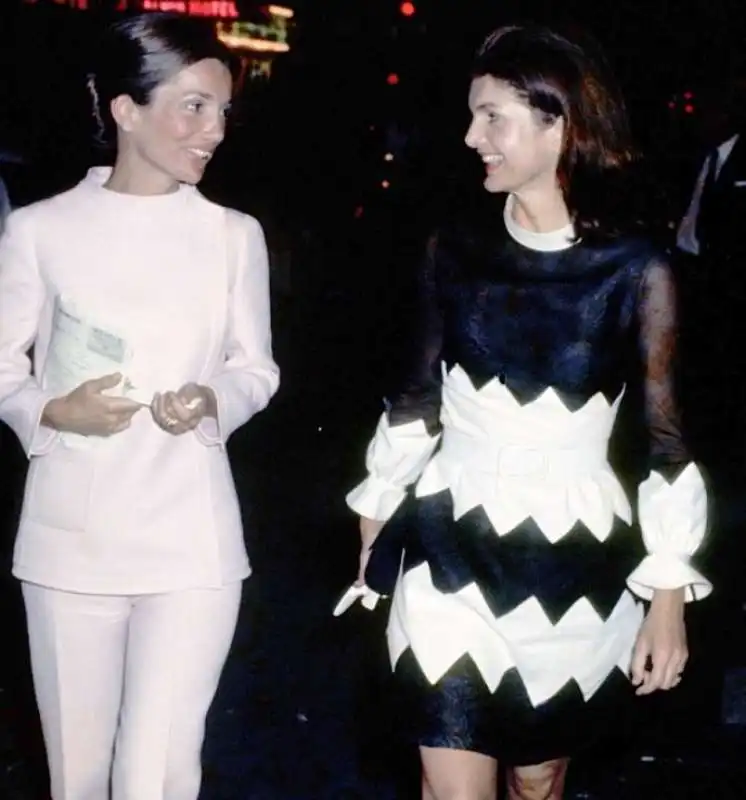 jackie kennedy e caroline 'lee' radziwill 2