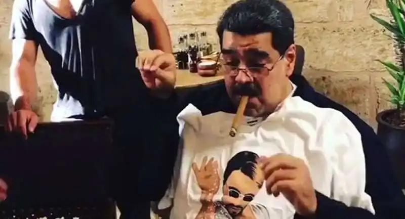 maduro da salt bae