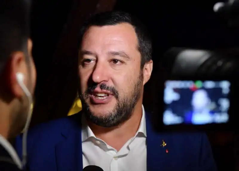 matteo salvini intervistato (8)