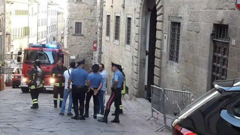 morti soffocati all'archivio di stato di arezzo 10