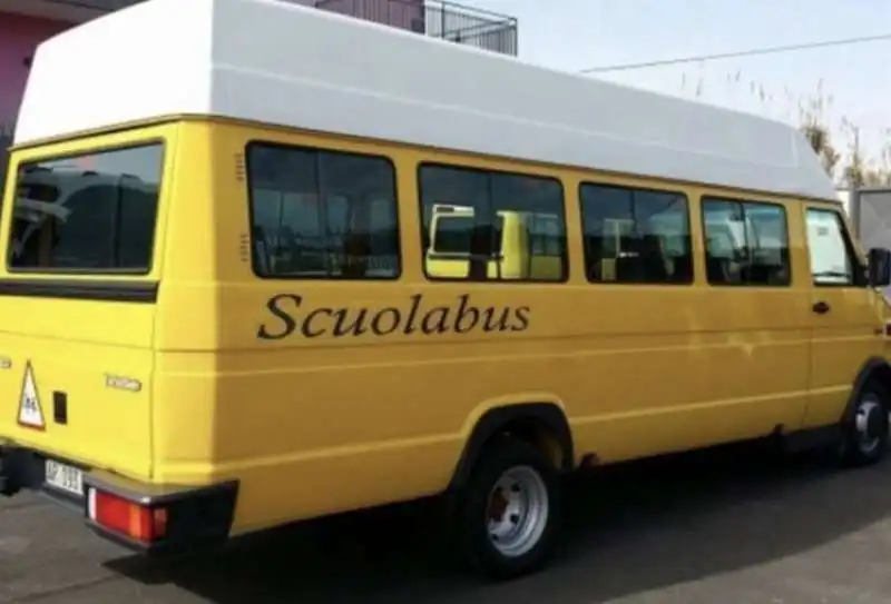 SCUOLABUS