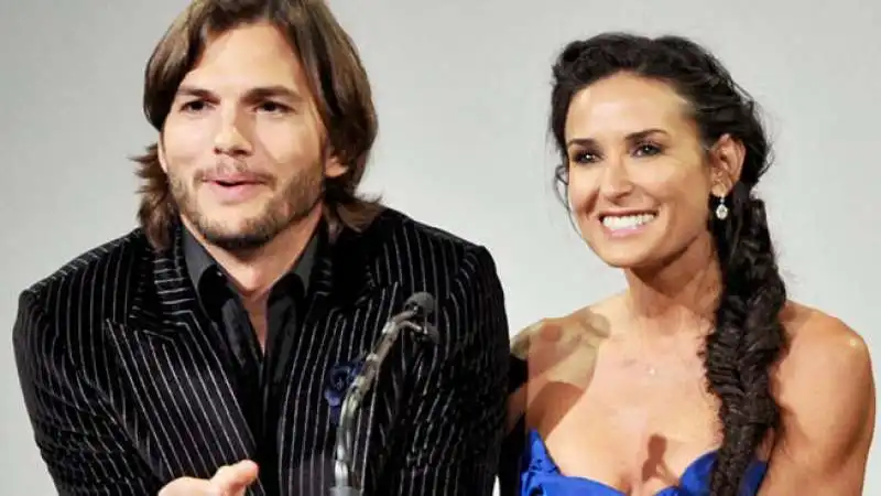 ASHTON KUTCHER E DEMI MOORE