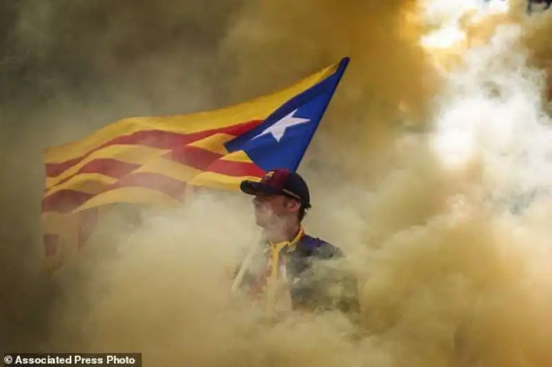 diada   manifestazione per l'indipendenza a barcellona   11 settembre 2019 2