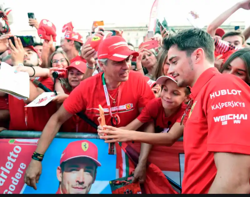 FERRARI FESTA 90 ANNI leclerc