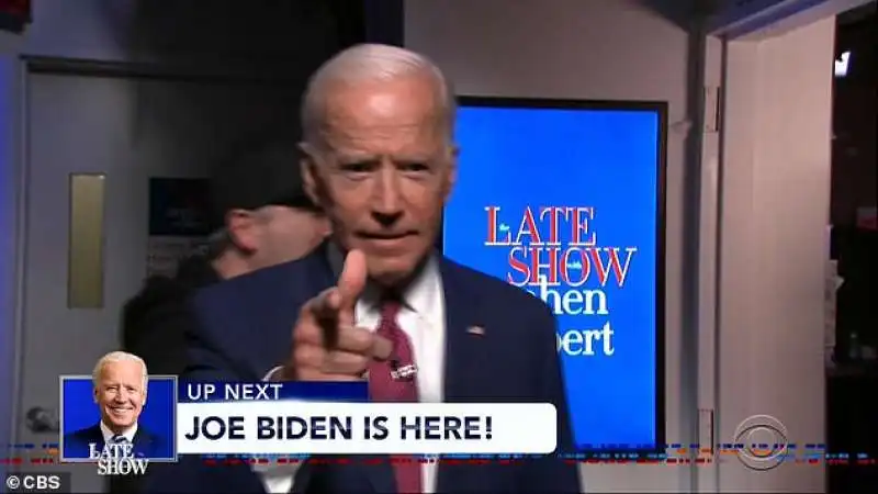 l'occhio iniettato di sangue di joe biden 3