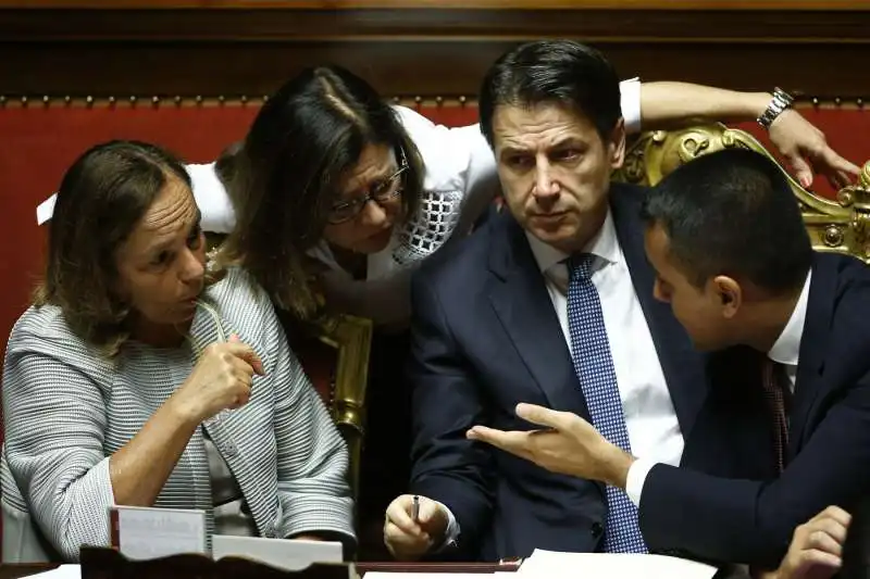 luciana lamorgese paola de micheli giuseppe conte luigi di maio