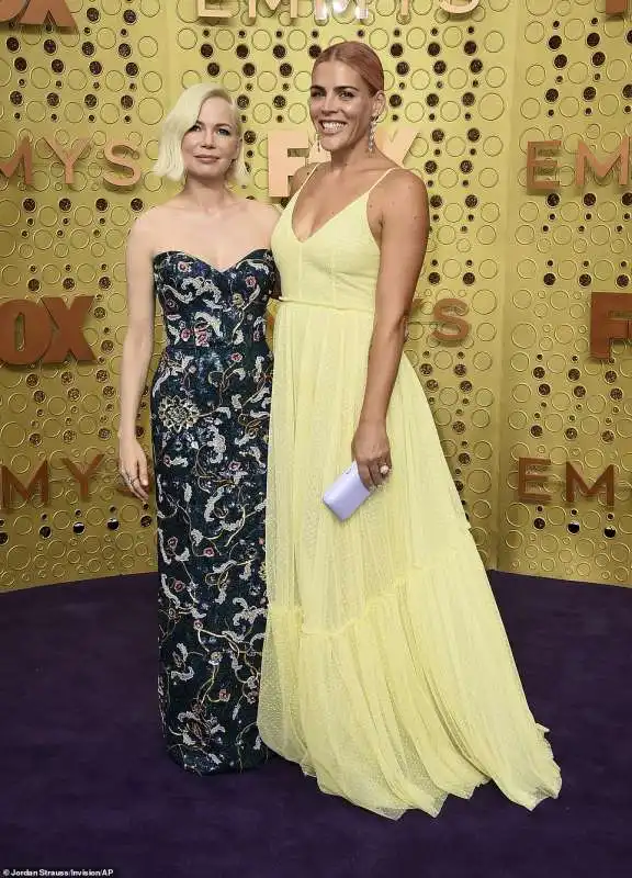 michelle williams e busy philipps