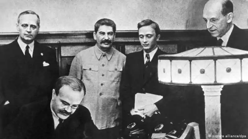 Molotov Ribbentrop Stalin 