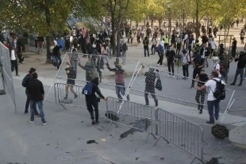 PARIGI - PROTESTE DEI GILET GIALLI 