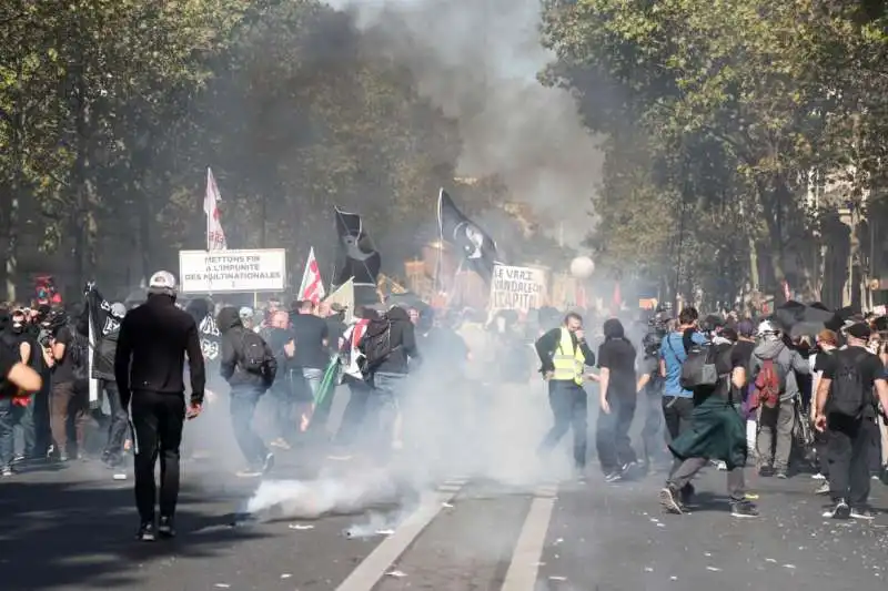 PARIGI - PROTESTE DEI GILET GIALLI  