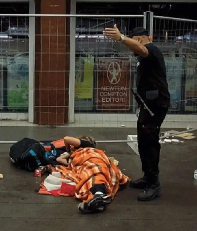 SENZATETTO ALLA STAZIONE TERMINI