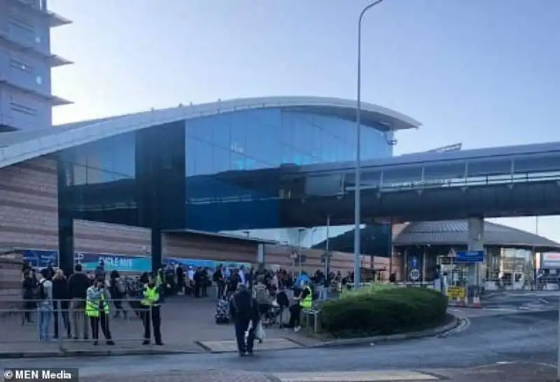 stazione dell aeroporto di manchester