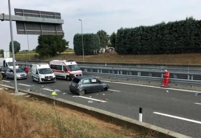 tragedia sulle strade torino-pinerolo