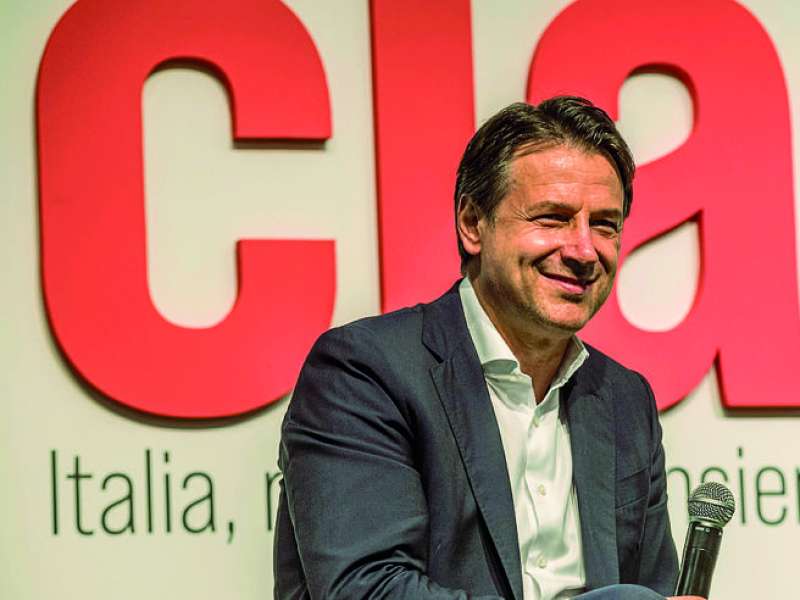 giuseppe conte alla festa de l'unita' di modena 13