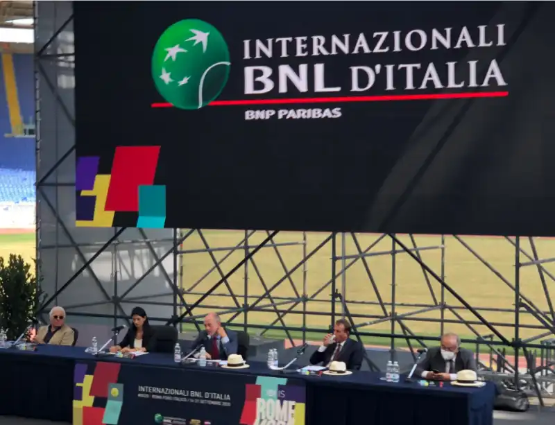 internazionali conferenza