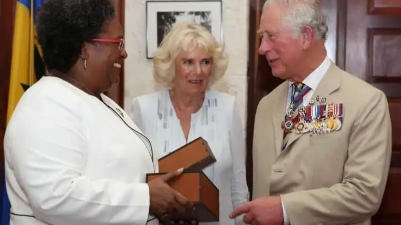 Mia Mottley, carlo e camilla