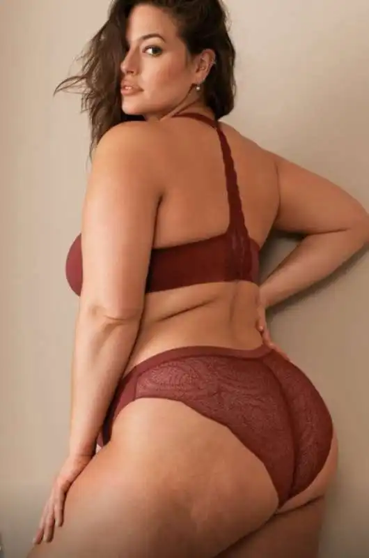 ashley graham 2