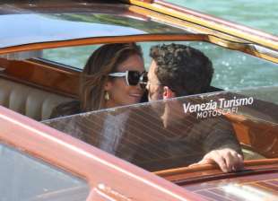 ben affleck e jennifer lopez a venezia 1