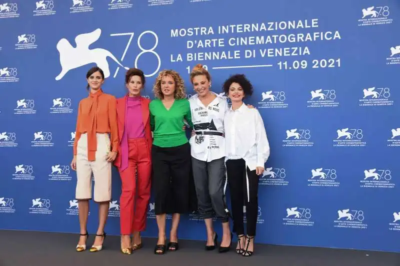 benedetta porcaroli, valentina cervi, valeria golino, jasmine trinca, federica torchetti   la scuola cattolica