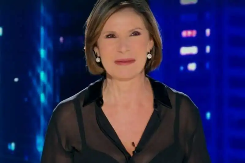 bianca berlinguer a cartabianca 5