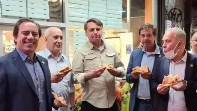 Bolsonaro Pizza