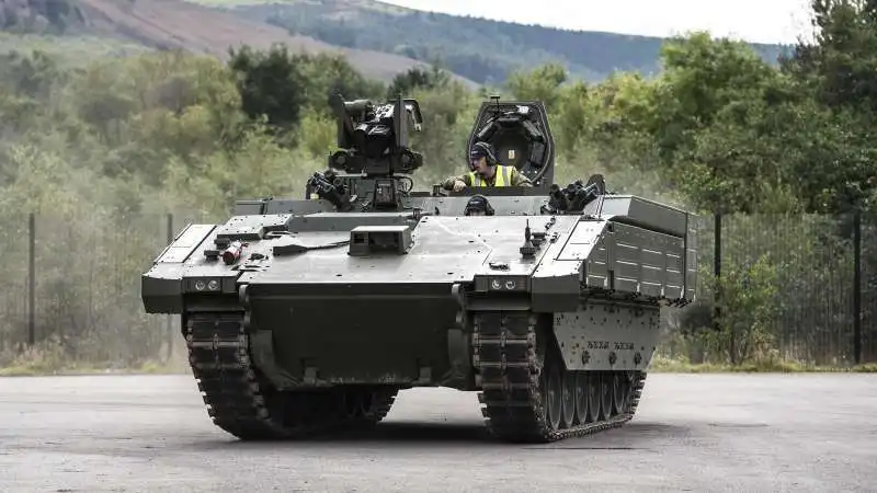 carro armato ajax 4