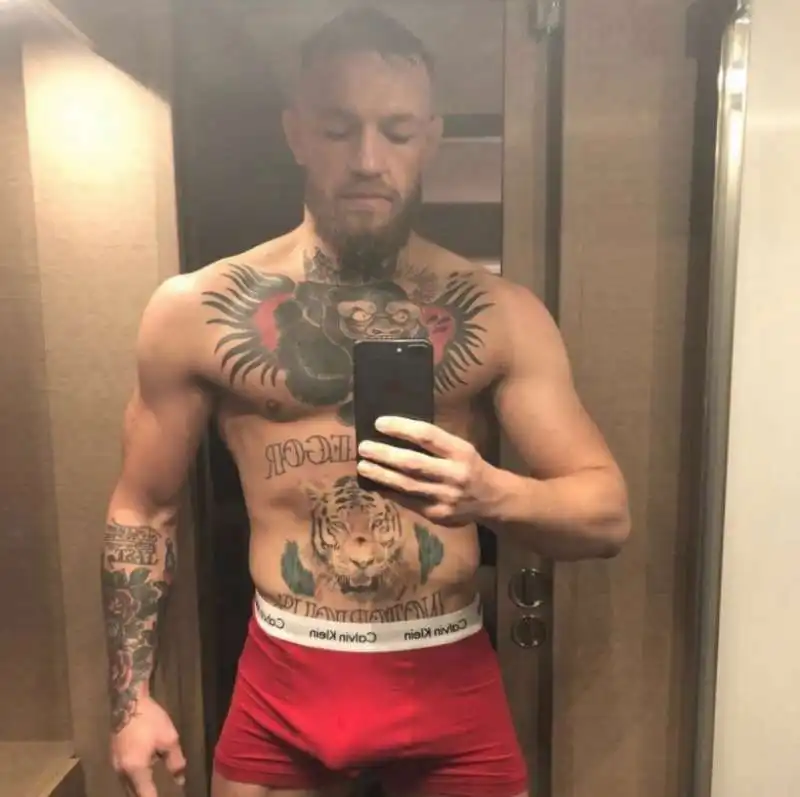 conor mcgregor 2