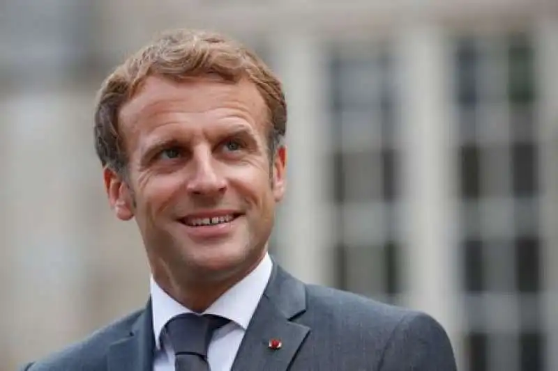 emmanuel macron 3