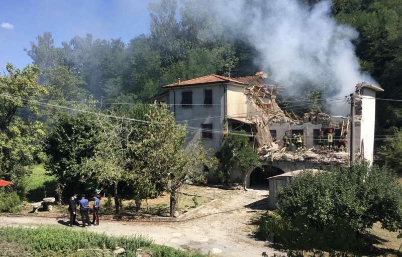 esplosione casa pontremoli 2