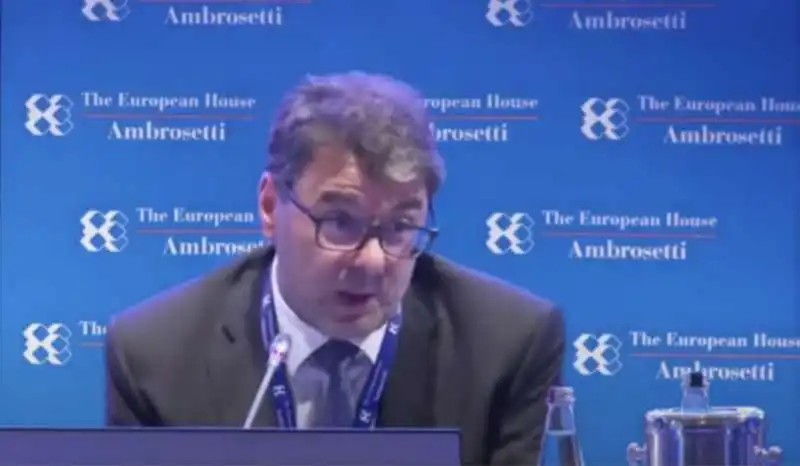 giancarlo giorgetti a cernobbio 