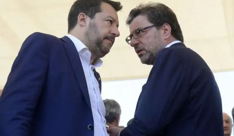 giancarlo giorgetti e matteo salvini 1