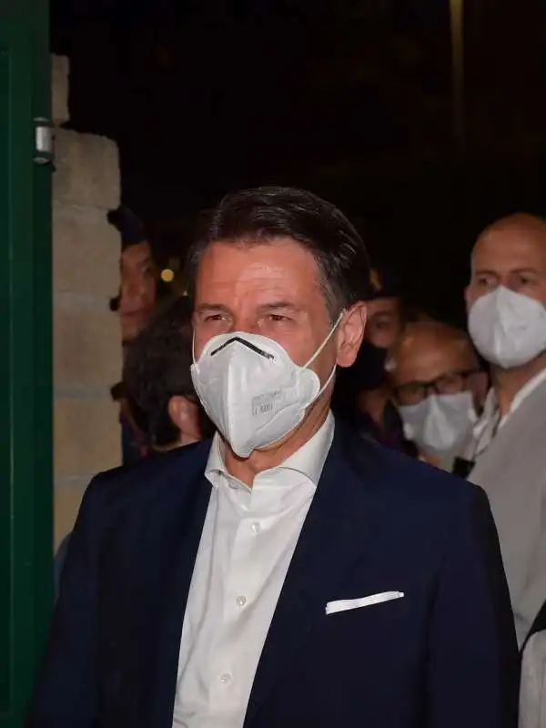 giuseppe conte  foto di bacco (8)