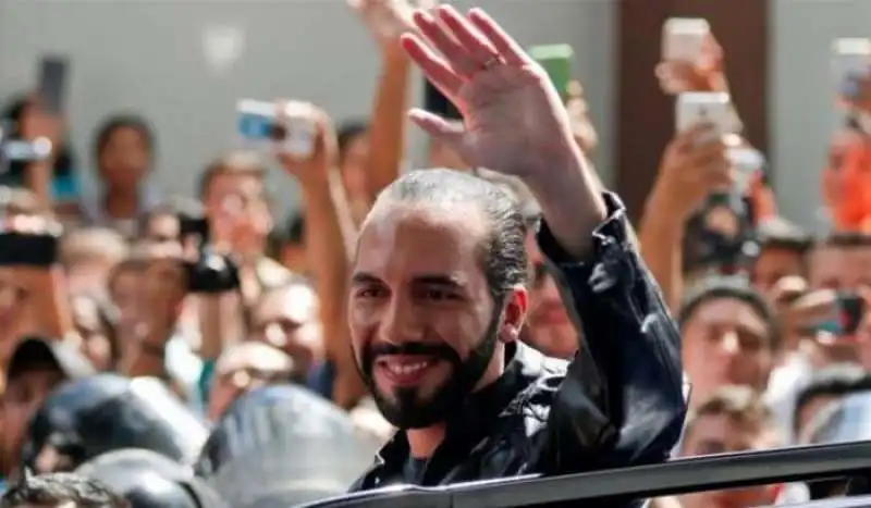 il presidente del salvador nayib bukele 6