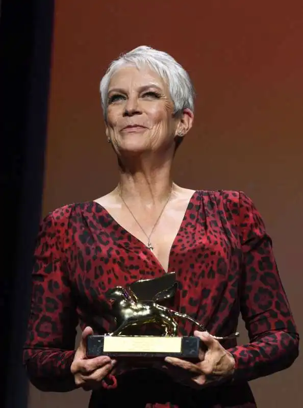 jamie lee curtis  8