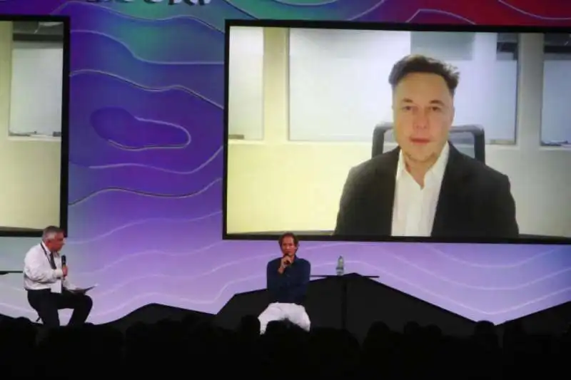 john elkann ed elon musk all’italian tech week 1