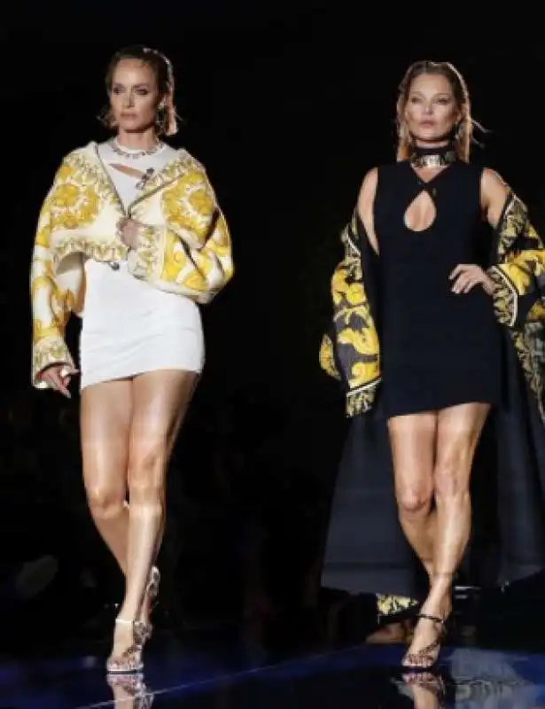 kate moss sfila per fendance 