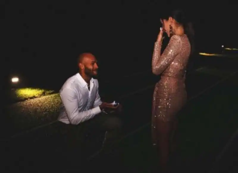 la proposta di matrimonio di marcell jacobs a nicole daza 9