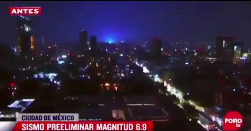 le luci blu durante il terremoto in messico 2