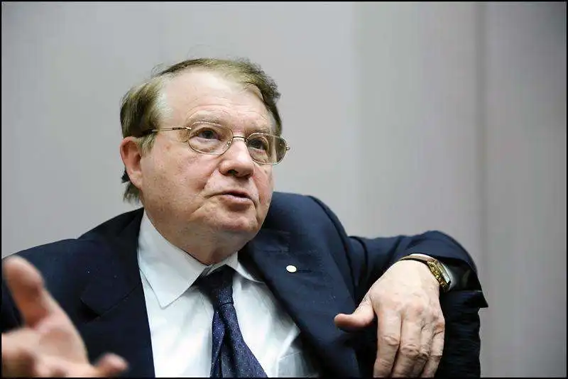 luc montagnier  