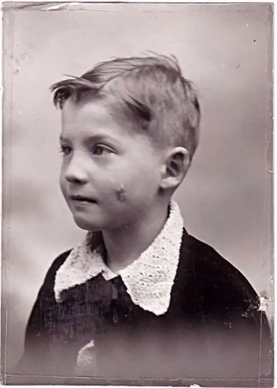 luc montagnier  da bambino 