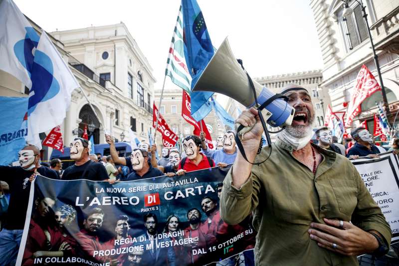 manifestazione dei lavoratori di alitalia a roma 15