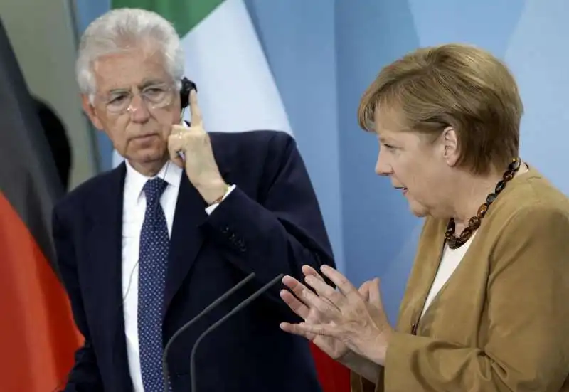 mario monti e angela merkel   