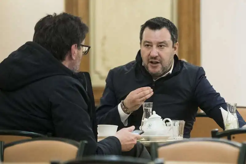 matteo salvini e giancarlo giorgetti 6