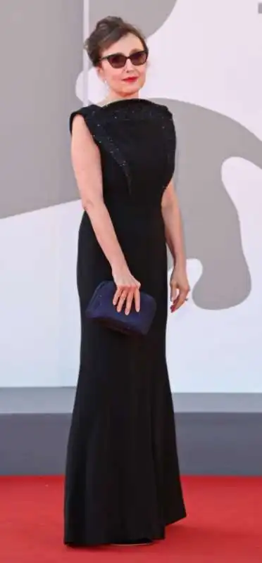 nicoletta braschi in giorgio armani